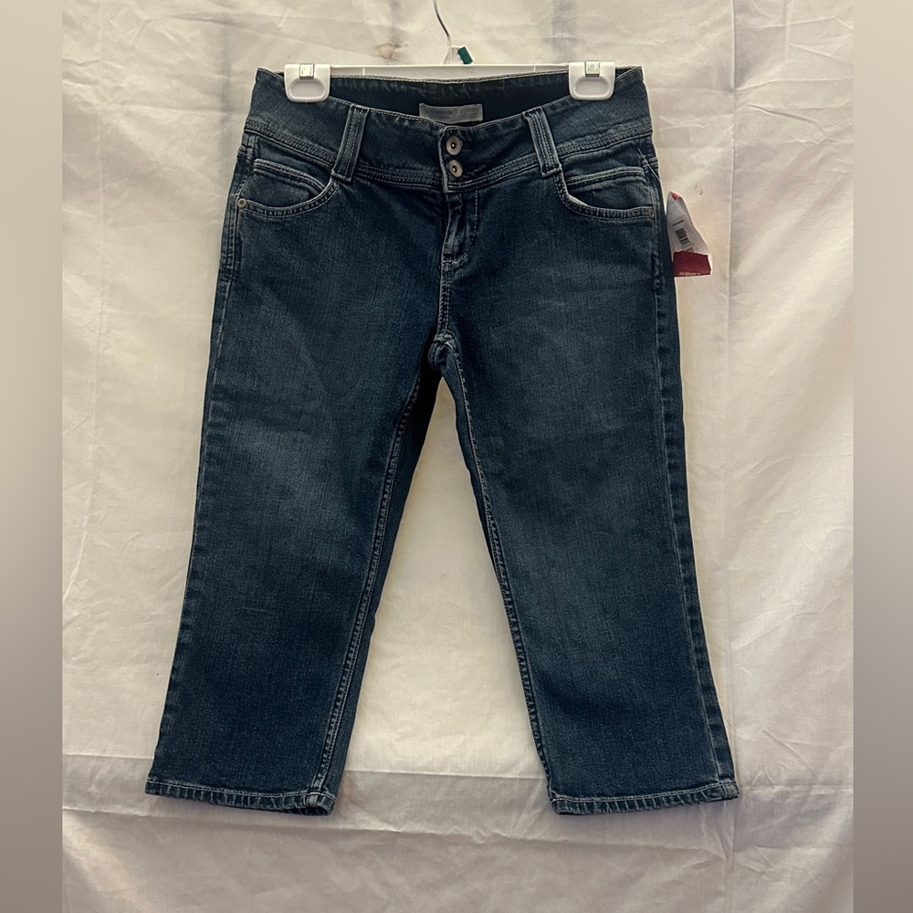 No boundaries capri blue jeans Size 9 NWT